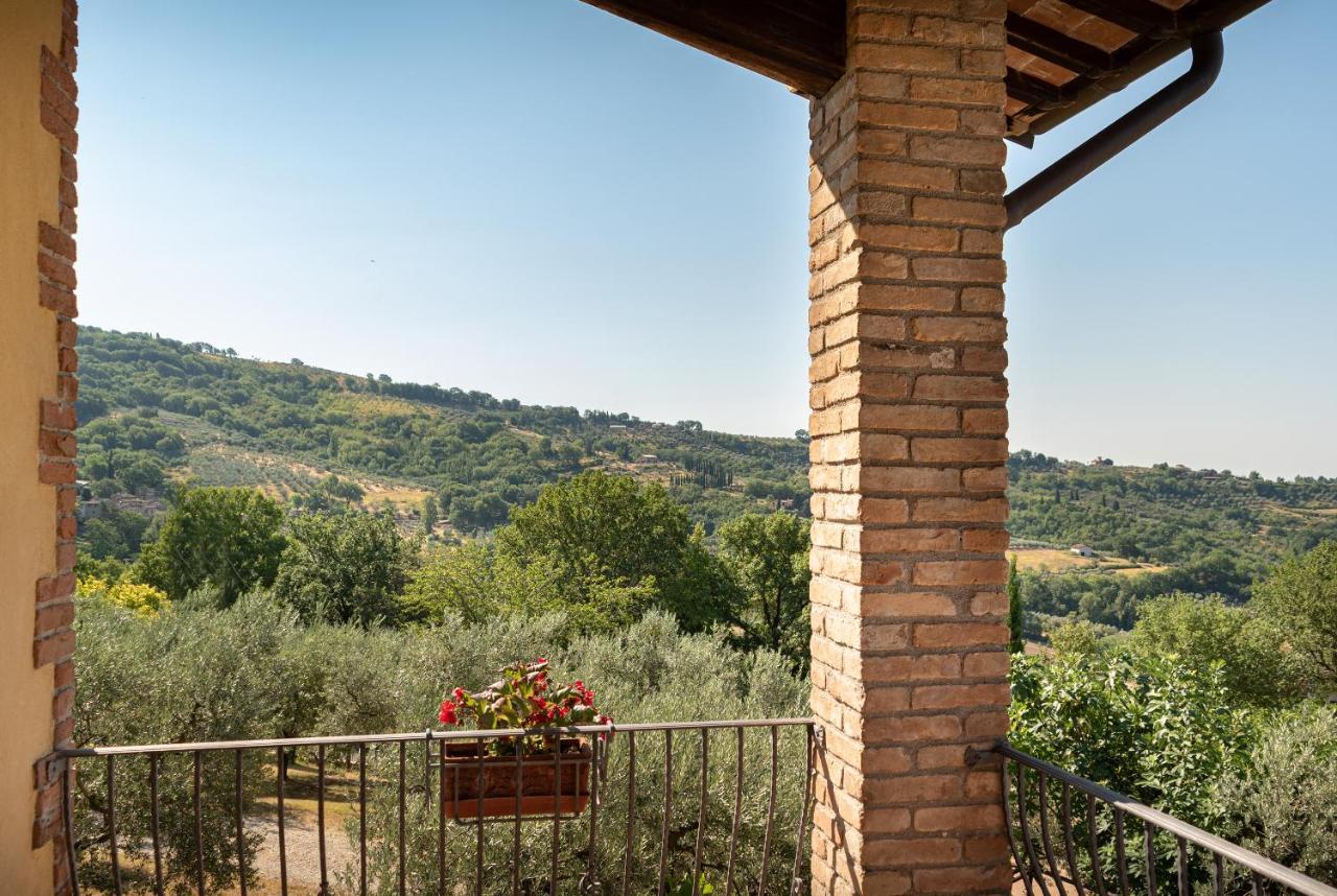 Agriturismo La Rocca Assisi Villa Petrignano Buitenkant foto