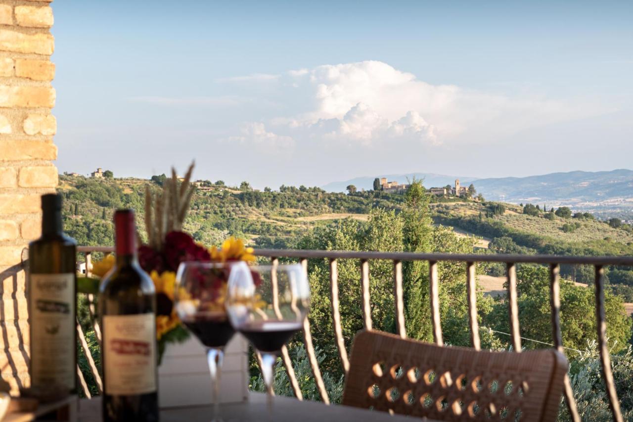 Agriturismo La Rocca Assisi Villa Petrignano Buitenkant foto